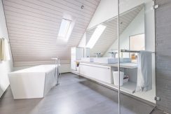 E4gHQiiKiWUAihBzTpL2AVse-22a_13