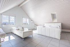 dXyApch5H3sF7iQYFJFwztjW-22a_09