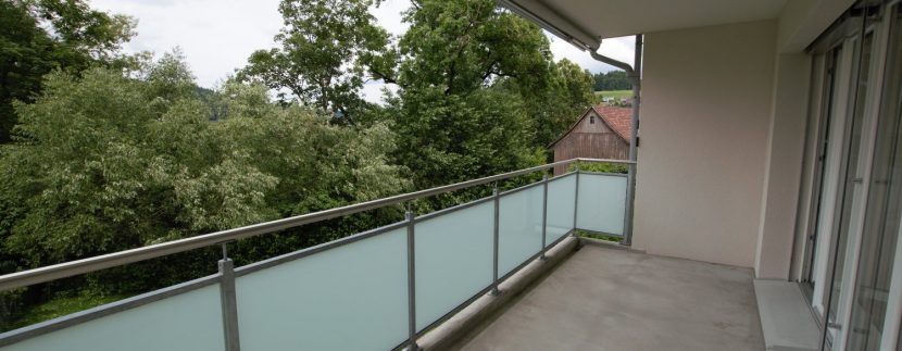 22f9cadc87bdd365f4ceaf4fcb4b134d