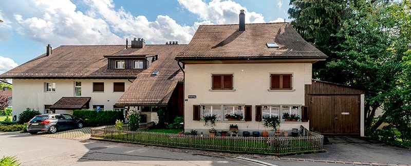 881a45a287559bc8d72f34abead43f21