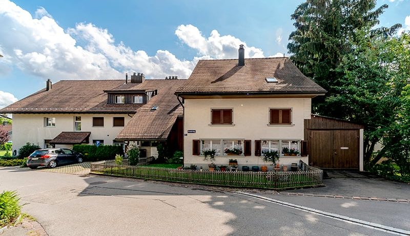 881a45a287559bc8d72f34abead43f21