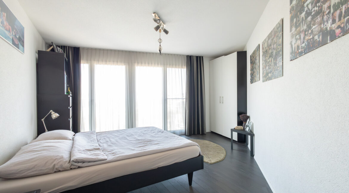 Masterzimmer mit Einbauschrank