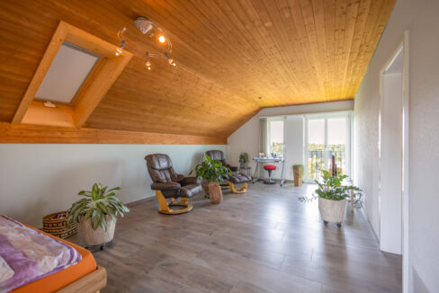 Charmantes Dachgeschoss mit ca. 33 m² Wohnfläche